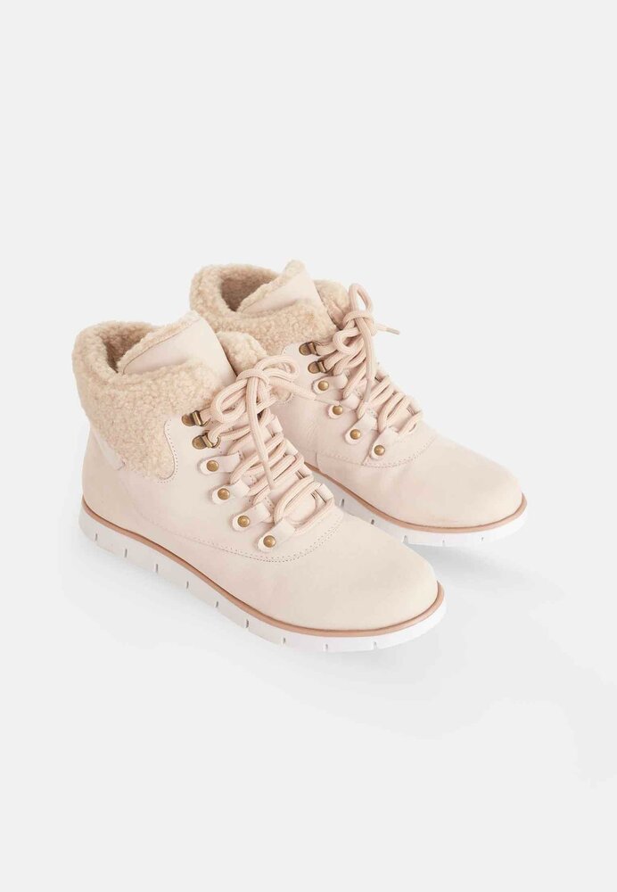Women&#039;s Winter Boots Suede - With Shearing Details Beige 41
