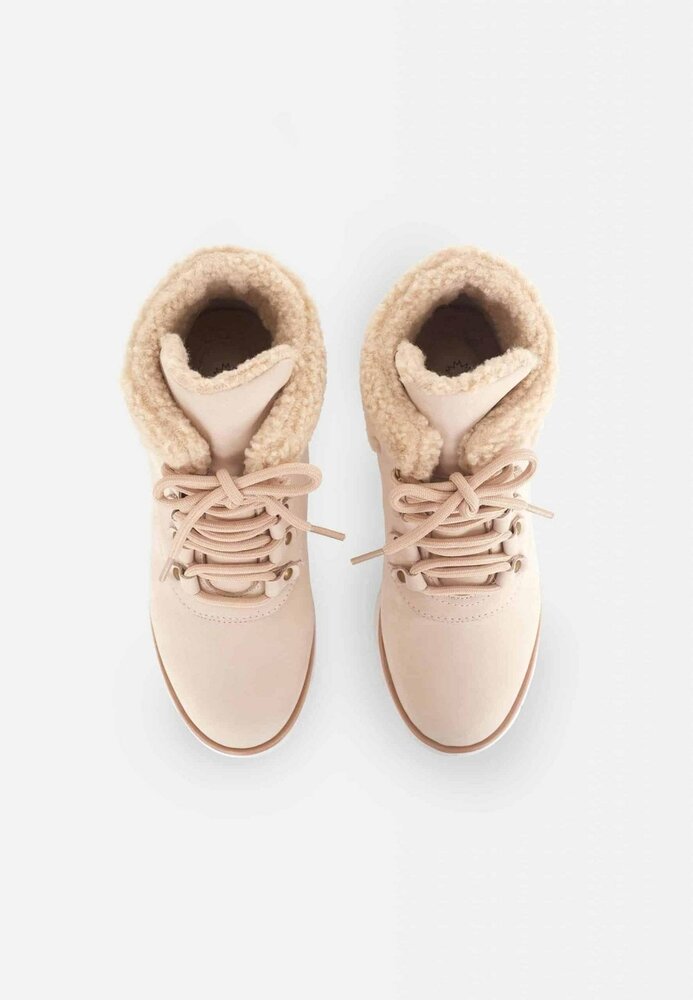 Women&#039;s Winter Boots Suede - With Shearing Details Beige 41