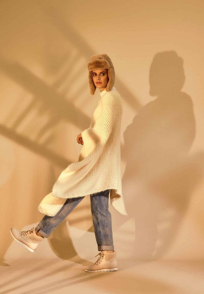 Women&#039;s Winter Boots Suede - With Shearing Details Beige 41
