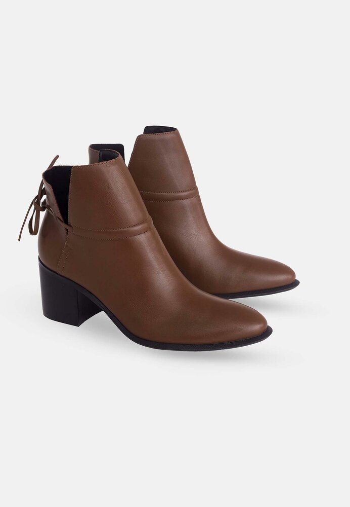 Mangar&aacute; Attalea Ankle Boot Heel Brown 38