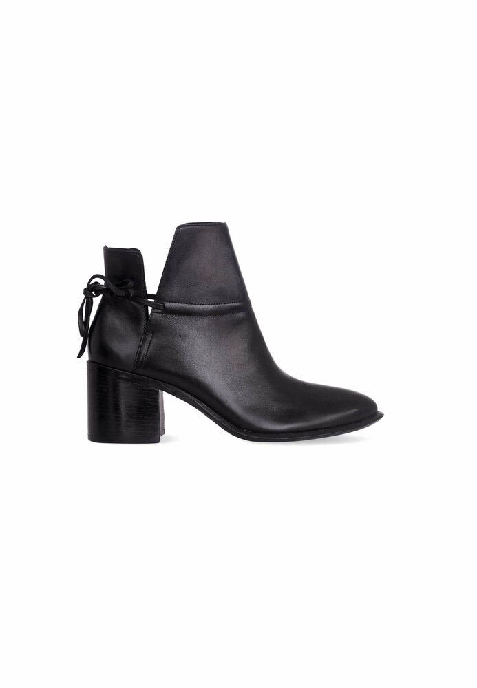 Mangar&aacute; Attalea Ankle Boot Heel Brown 39