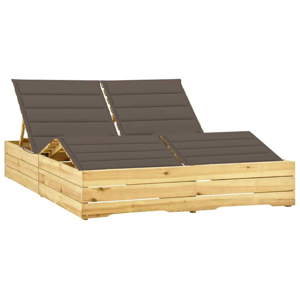 Ligbed tweepersoons met taupe kussens ge&iuml;mpregneerd grenenhout