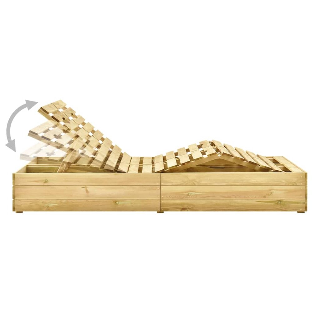 Ligbed tweepersoons met taupe kussens ge&iuml;mpregneerd grenenhout