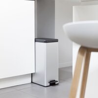 Pedaalemmer Deco smal 40 L zilverkleurig