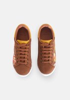 Mangar&aacute; Women&#039;s Sneakers Embroidery Suede Brown 37