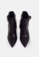 Mangar&aacute; Salvia Ankle Boot Heeled - Stylish Leather Footwear Green 40