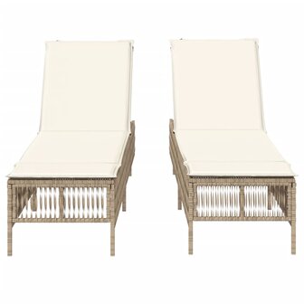Ligstoelen 2 st met kussens poly rattan beige