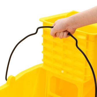 Dweilemmer met wringer en wielen 36 L polypropeen geel