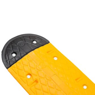 Verkeersdrempel 129x32,5x4 rubber geel en zwart
