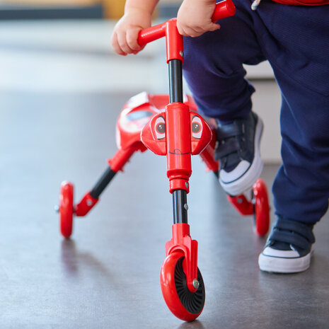 The Bugs Scuttlebug Beetle Loopfiets Met 3 Wielen Junior rood/zwart rood/zwart